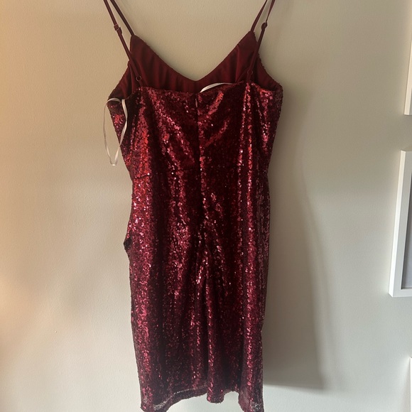 Below the Stars Wine Red Sequin Asymmetrical Bodycon Dress Lulus Size Medium - Picture 9 of 9